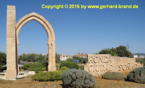 Picture 1: Ronda /  Entrance to the town
